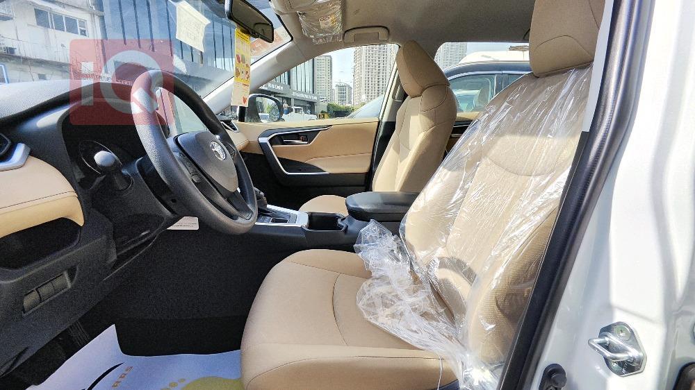 تويوتا راف 4